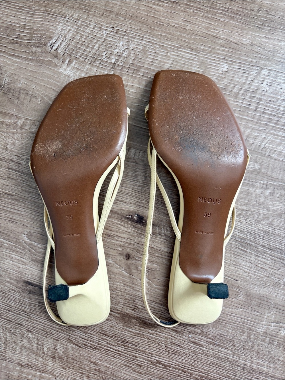 Neous Shamali leather sandals - Picture 2 of 3